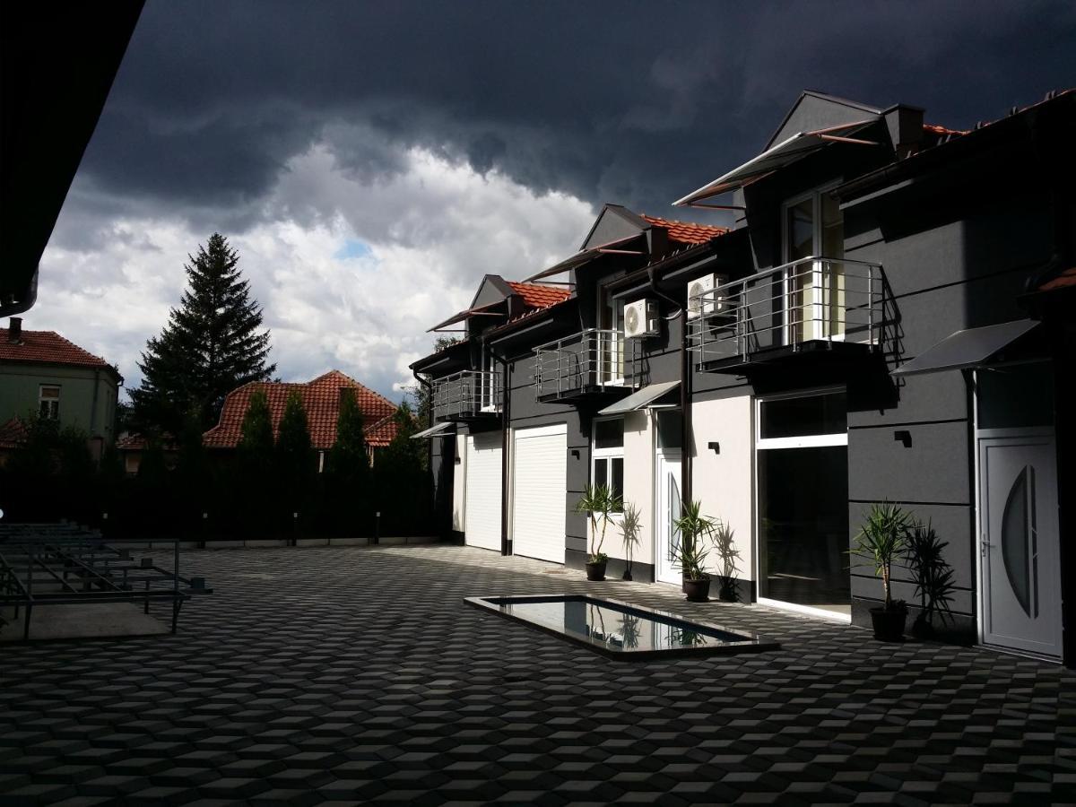 Apartmani Lavazza Vlasotince Exterior foto